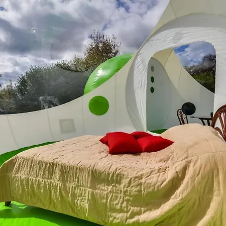 Bed & Breakfast Les Bulles De Fleury